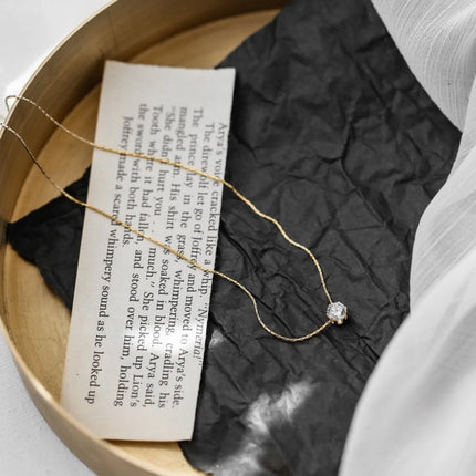 Ultra-simple Stainless Steel Golden Wire Chain Advanced Sense Inlaid Necklace Women's Clavicle Chain Niche Luxury Does Not Fade