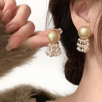 Round Metal Pearl Pendant Earrings - Personalized Fashion Stud Earrings