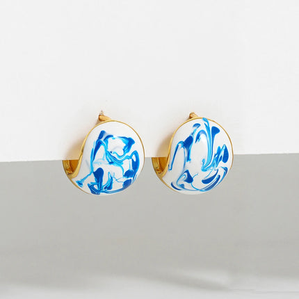 Asymmetric Ceramic Flower & Pearl Hoop Earrings