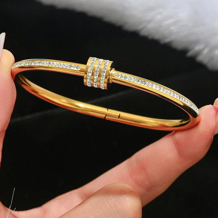 Stainless Steel Four-Leaf Clover Bracelet - Lucky Gold Nail Bangle for Women