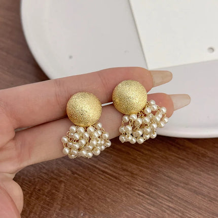 Round Metal Pearl Pendant Earrings - Personalized Fashion Stud Earrings