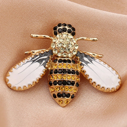 Imitation Pearl Bee Brooch Pin - Fashion Trend Jewelry for Women
