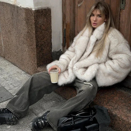 Gradient Faux Fur Coat - Oversized Winter Jacket